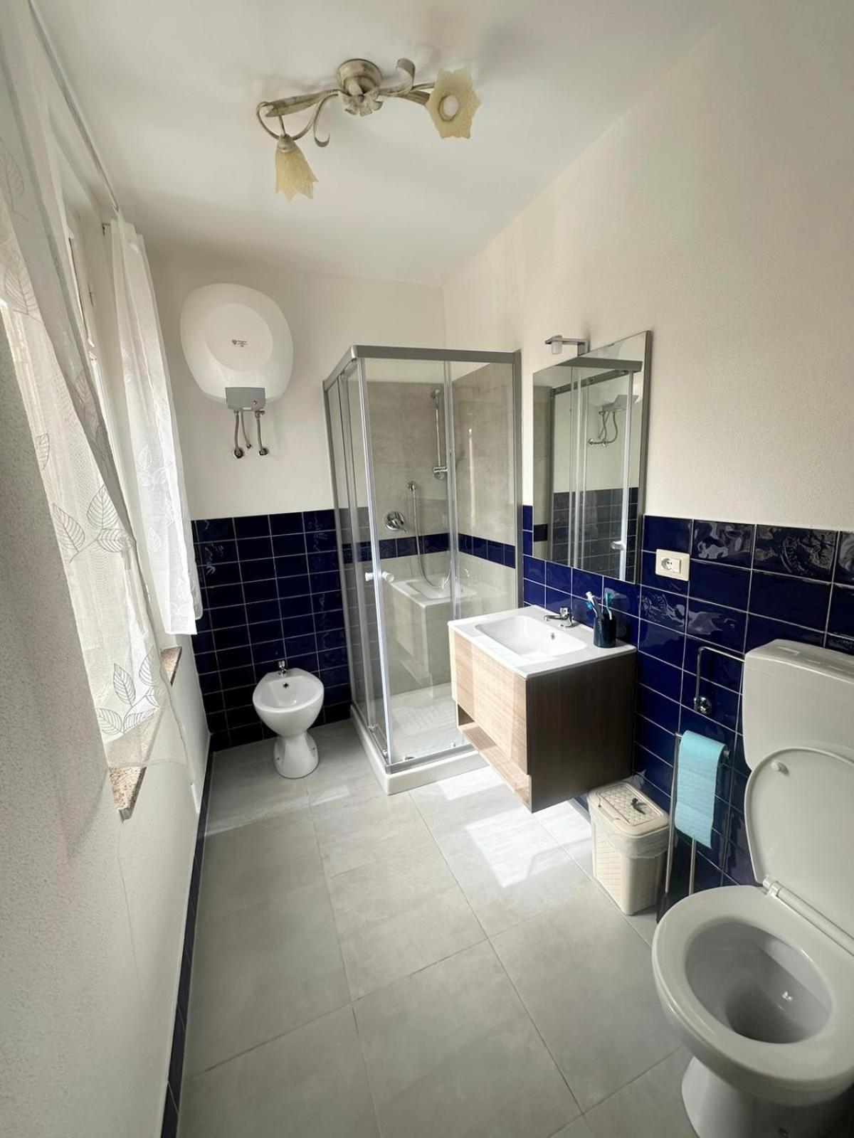 Moncici House Hotel Porto Torres Buitenkant foto